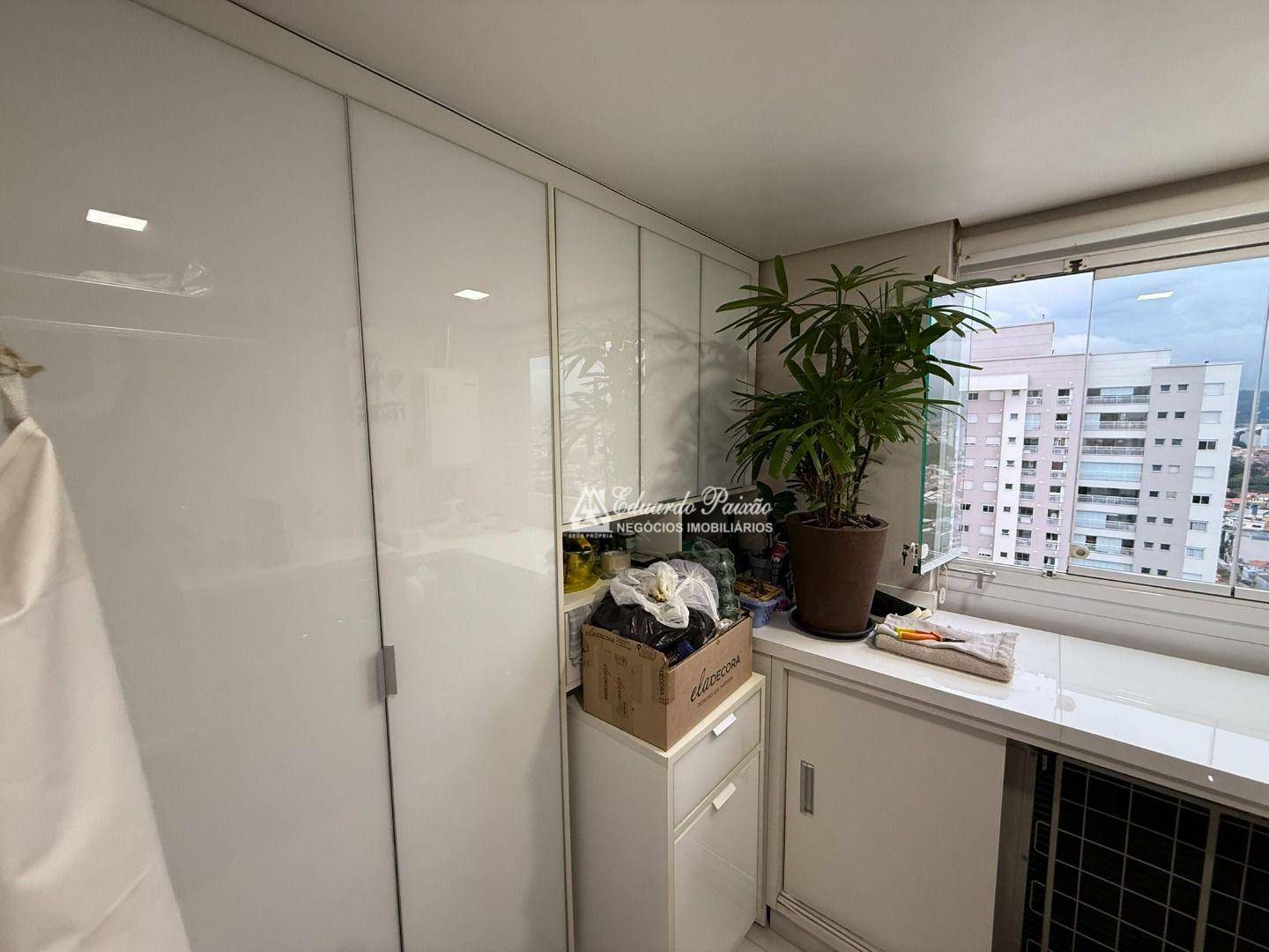 Apartamento à venda com 3 quartos, 116m² - Foto 7