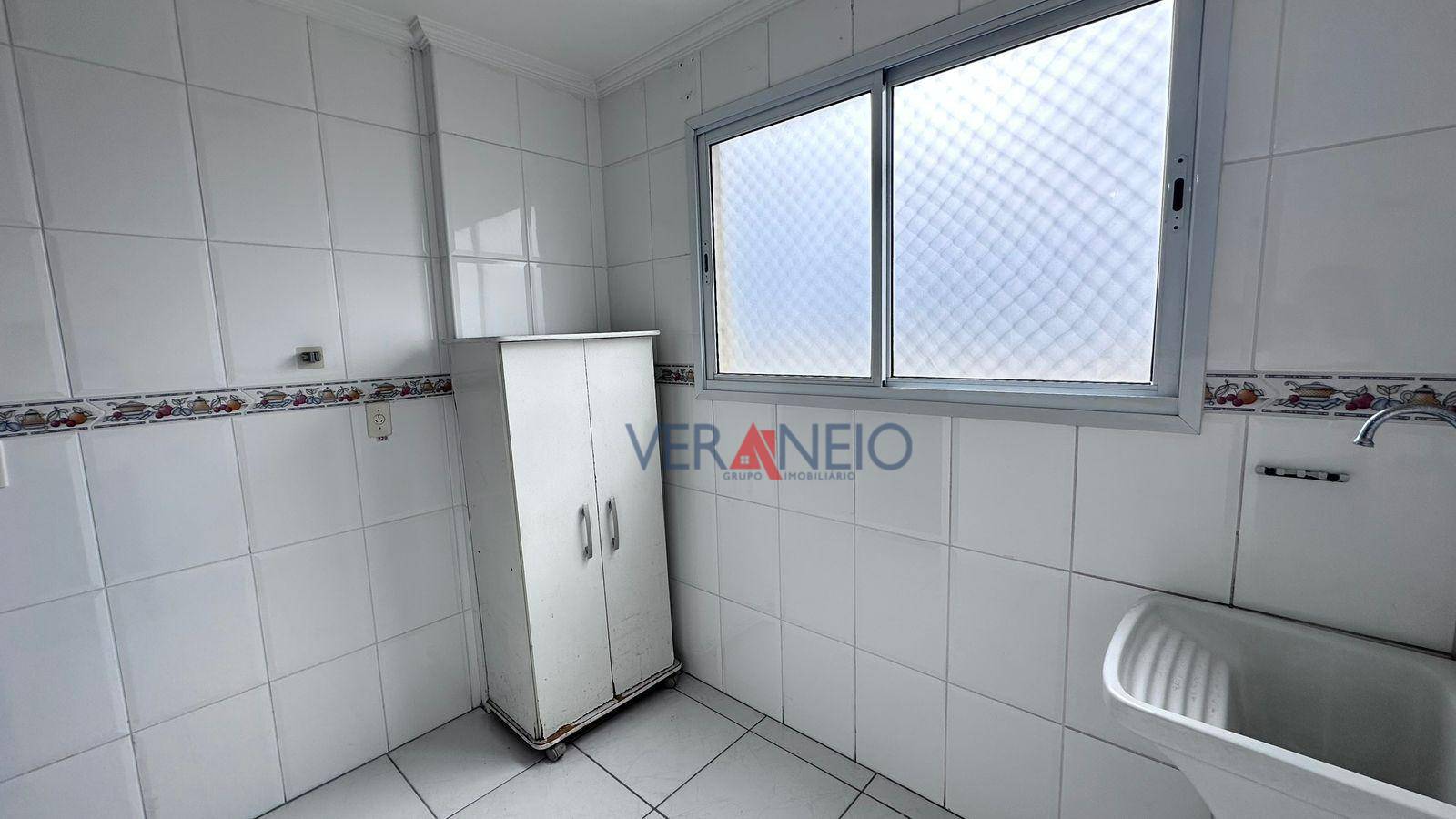 Apartamento para alugar com 3 quartos, 131m² - Foto 17