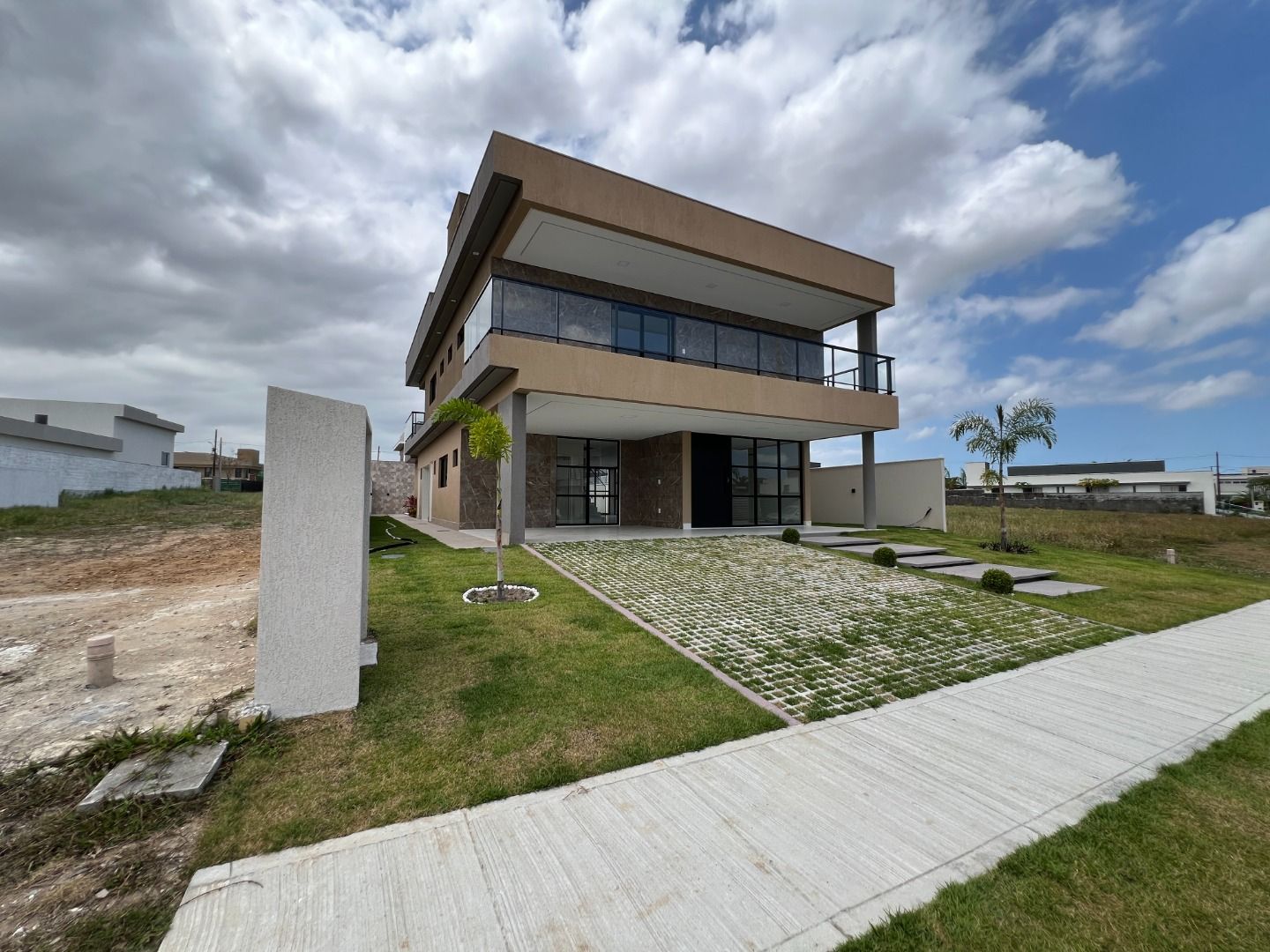 Casa de Condomínio à venda com 5 quartos, 318m² - Foto 6