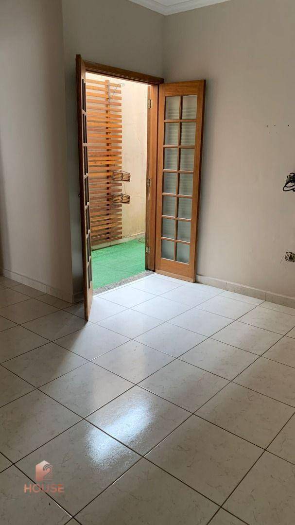 Casa à venda com 2 quartos, 75m² - Foto 8