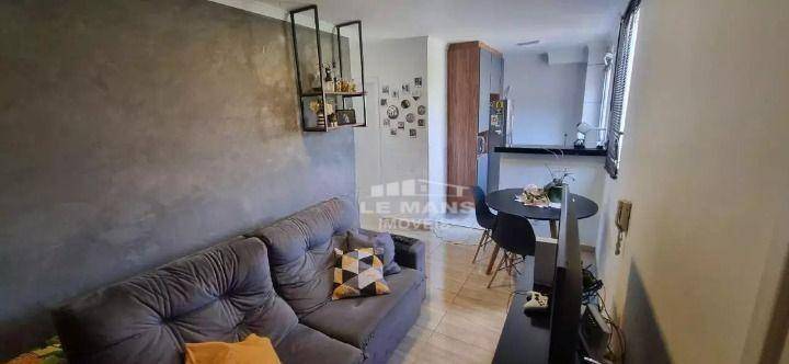 Apartamento à venda com 2 quartos, 44m² - Foto 1