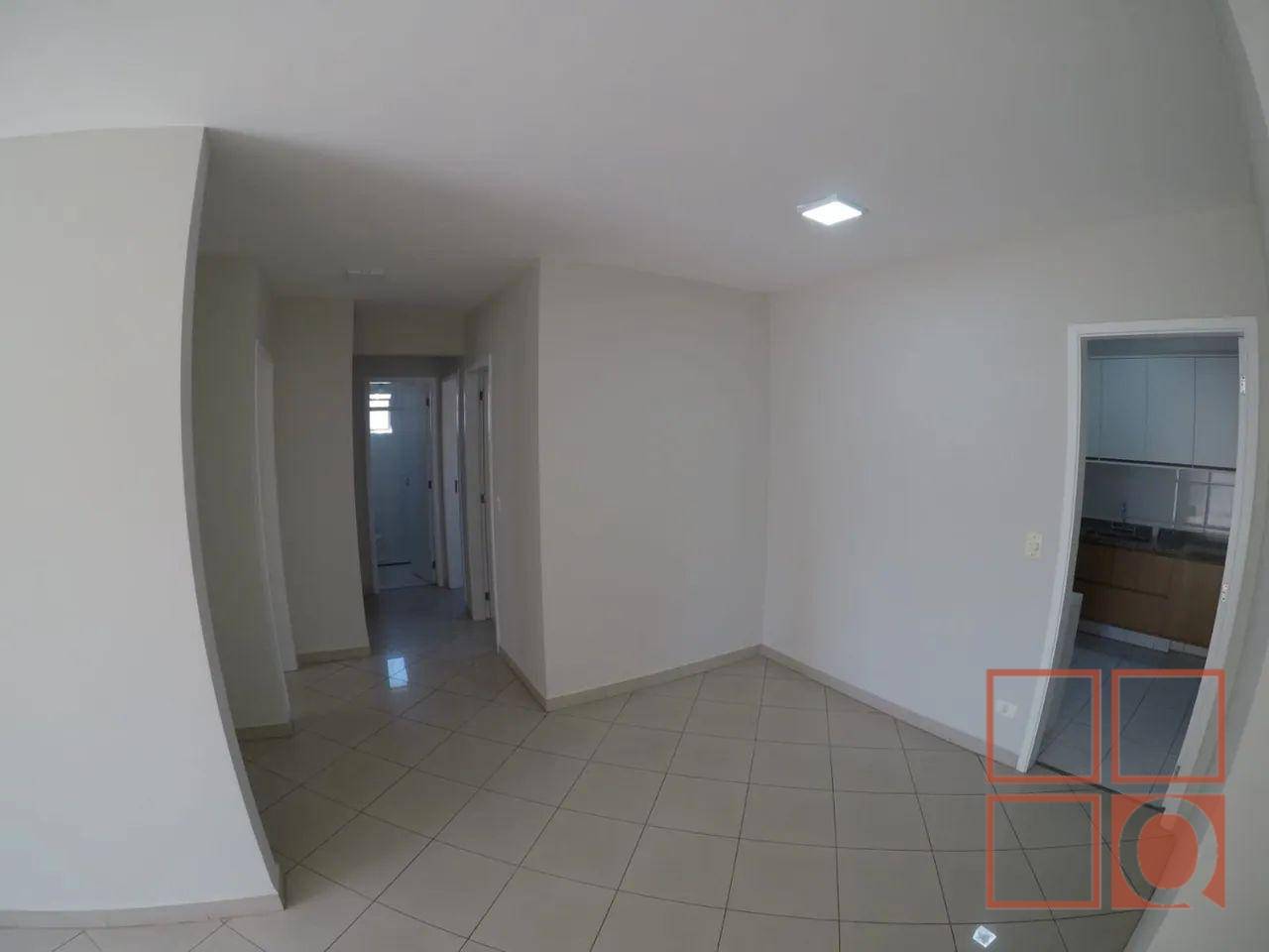 Apartamento à venda com 3 quartos, 85m² - Foto 2