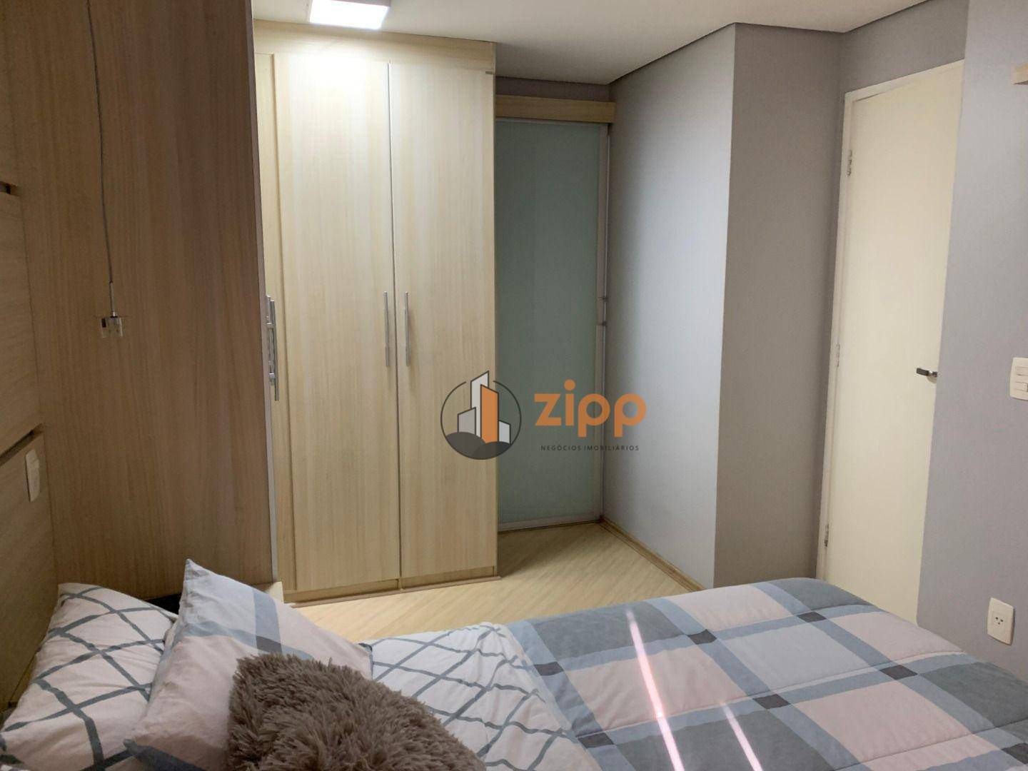 Apartamento à venda com 2 quartos, 65m² - Foto 24