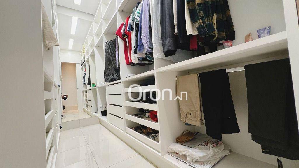 Casa de Condomínio à venda com 3 quartos, 215m² - Foto 9