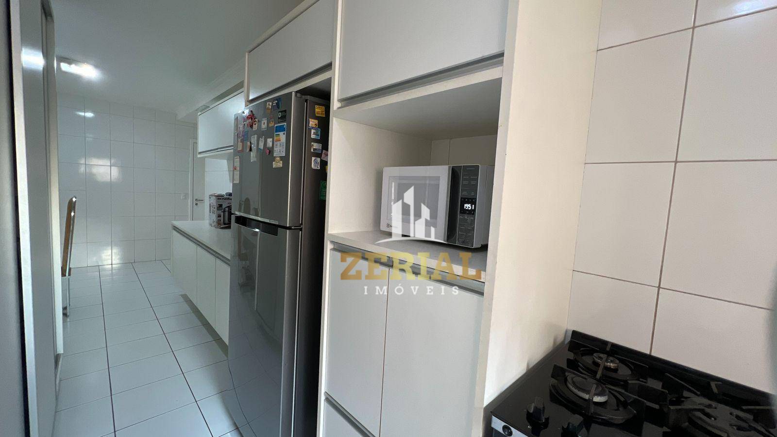 Apartamento à venda com 3 quartos, 242m² - Foto 10