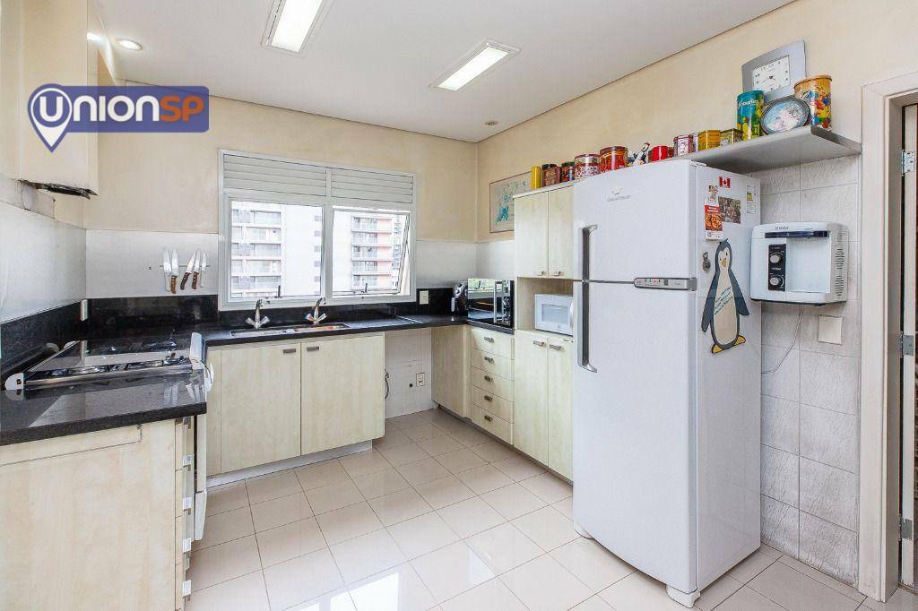 Apartamento à venda com 3 quartos, 257m² - Foto 36