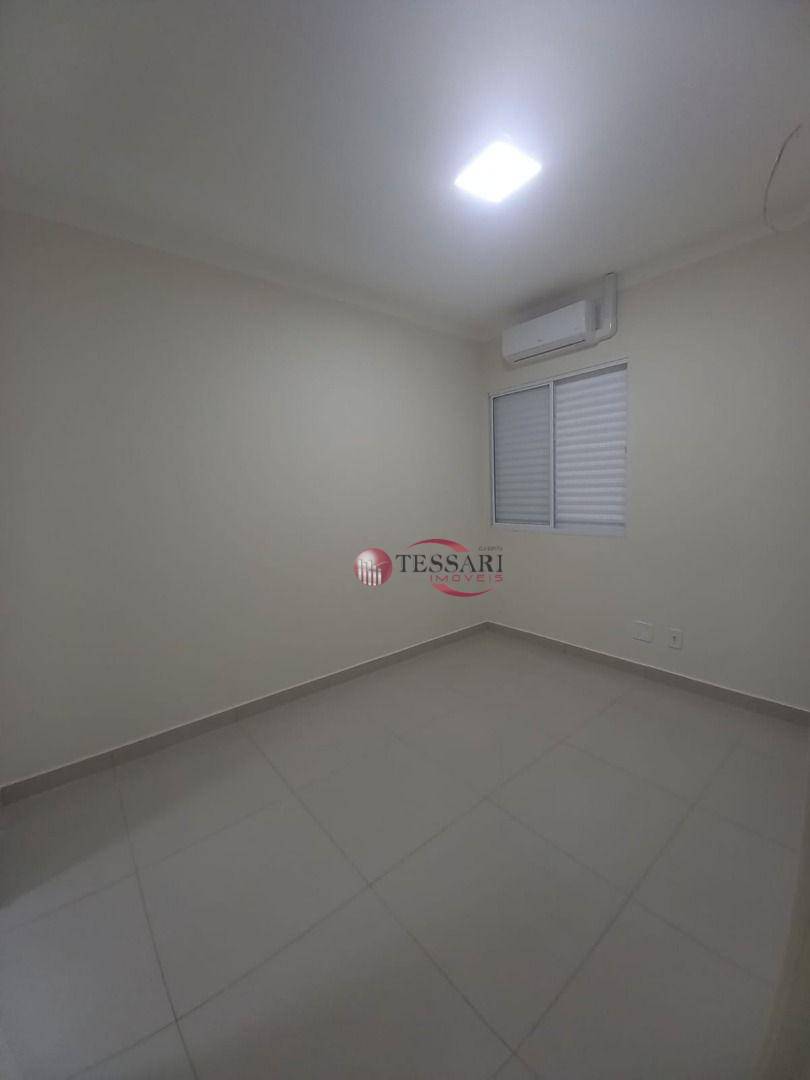 Casa à venda e aluguel com 2 quartos, 90m² - Foto 13