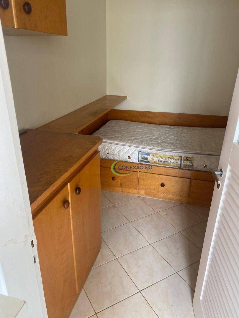 Apartamento à venda com 3 quartos, 130m² - Foto 2
