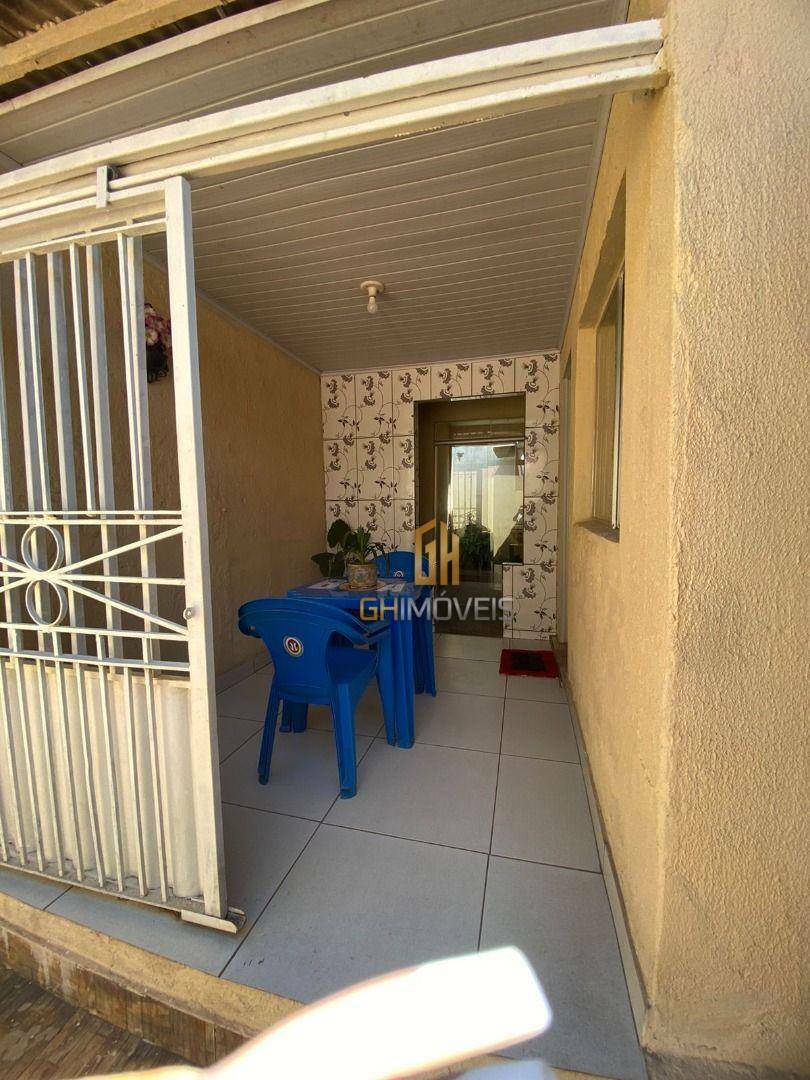 Casa à venda com 4 quartos, 250m² - Foto 13