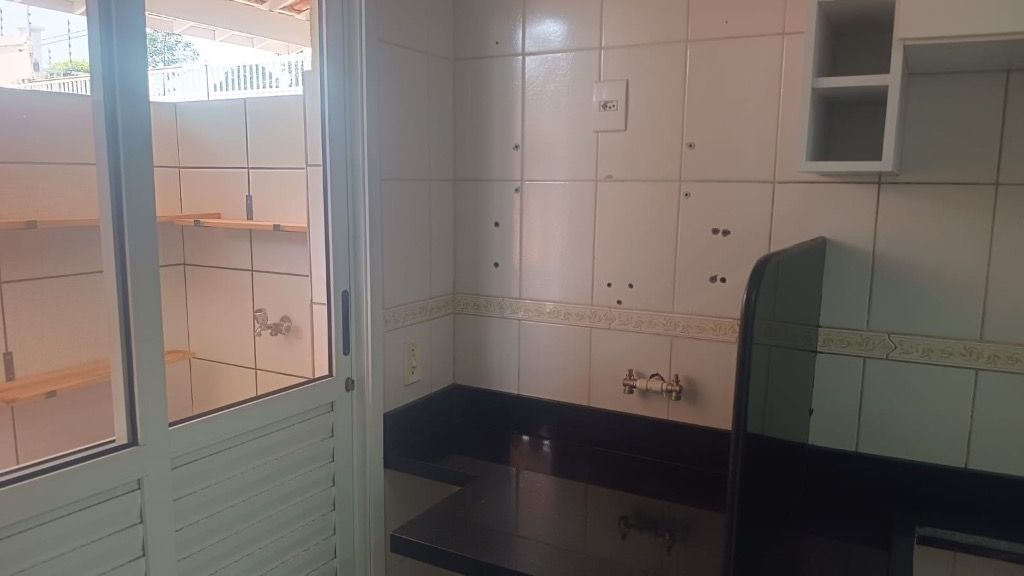 Casa de Condomínio para alugar com 3 quartos, 100m² - Foto 10