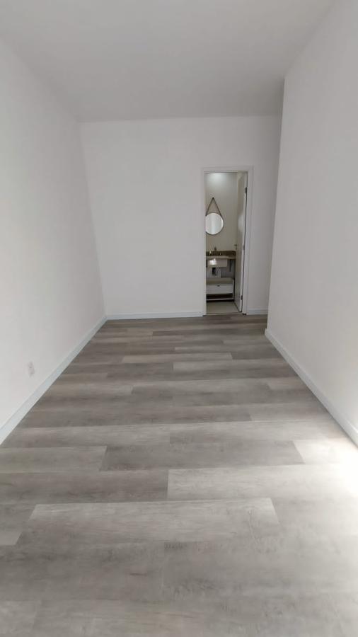 Apartamento à venda com 2 quartos, 69m² - Foto 13