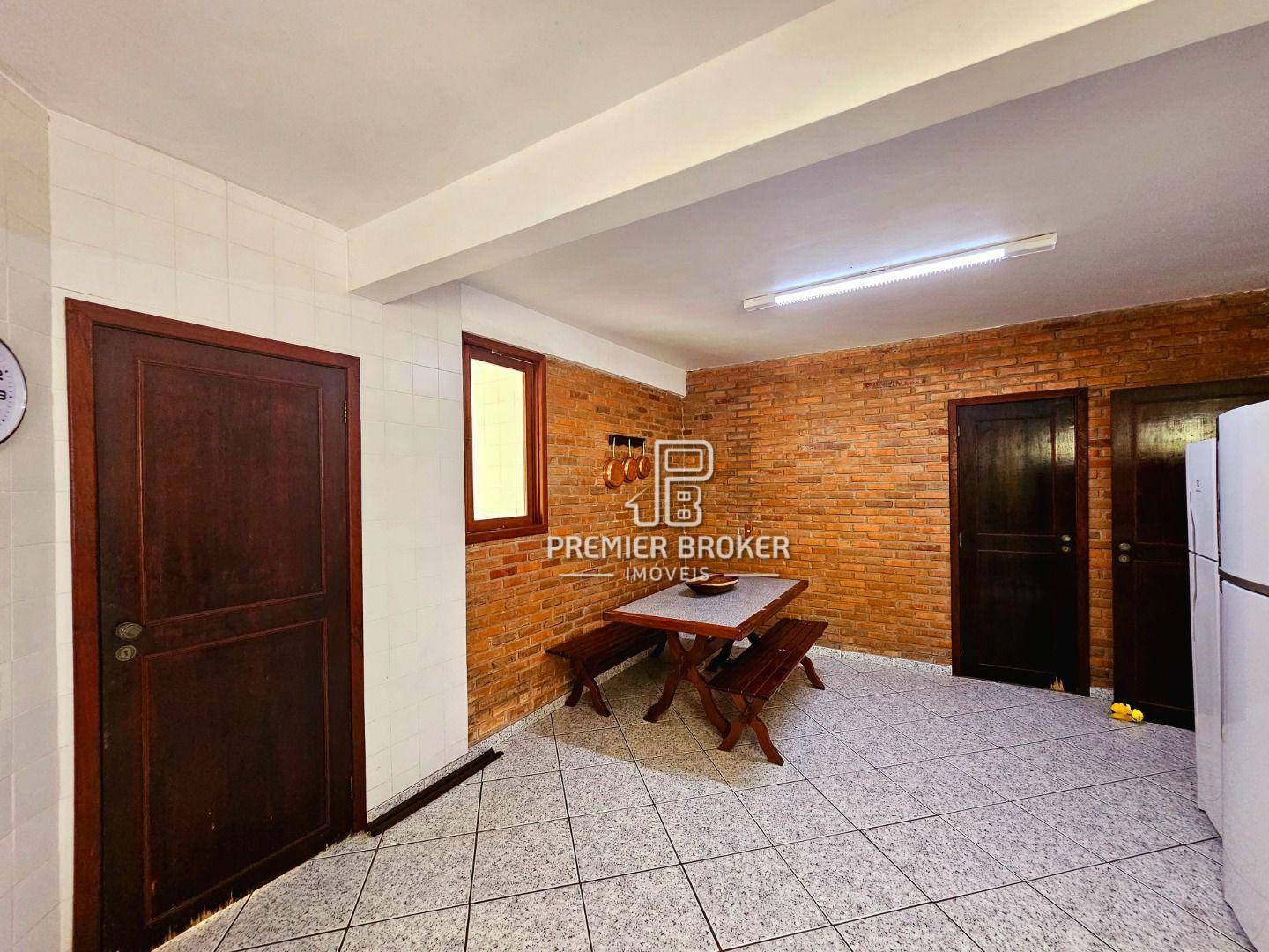 Casa de Condomínio à venda com 6 quartos, 298m² - Foto 63