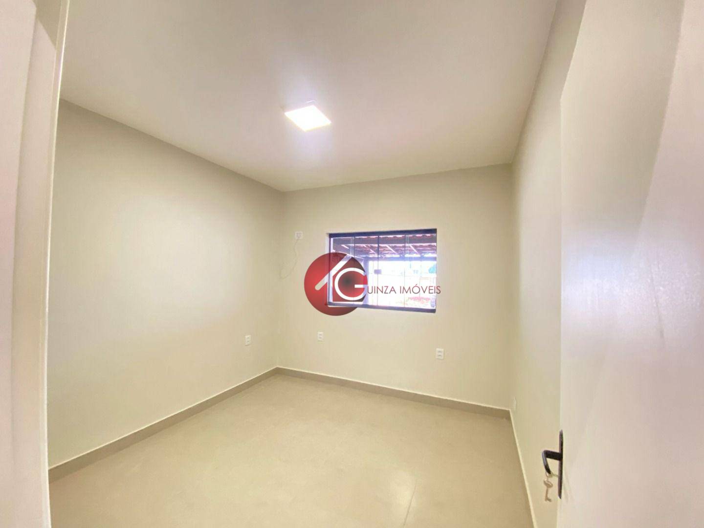 Casa à venda e aluguel com 3 quartos, 120m² - Foto 3