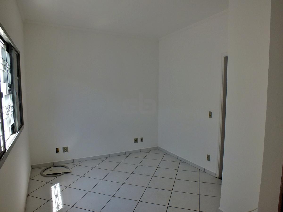 Casa à venda com 4 quartos, 310m² - Foto 19