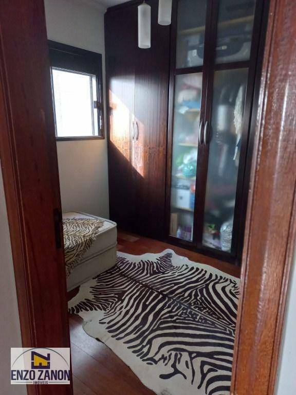 Apartamento à venda com 3 quartos, 97m² - Foto 16