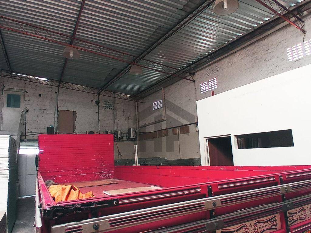 Depósito-Galpão, 310 m² - Foto 2