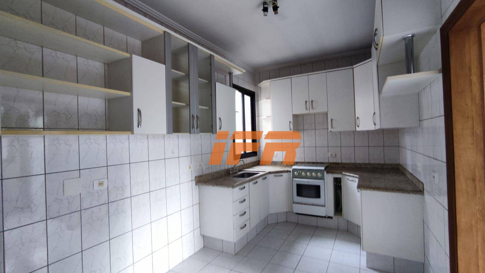 Apartamento à venda e aluguel com 4 quartos, 99m² - Foto 4