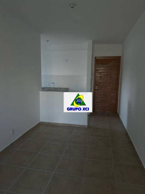 Apartamento à venda com 2 quartos, 55m² - Foto 11