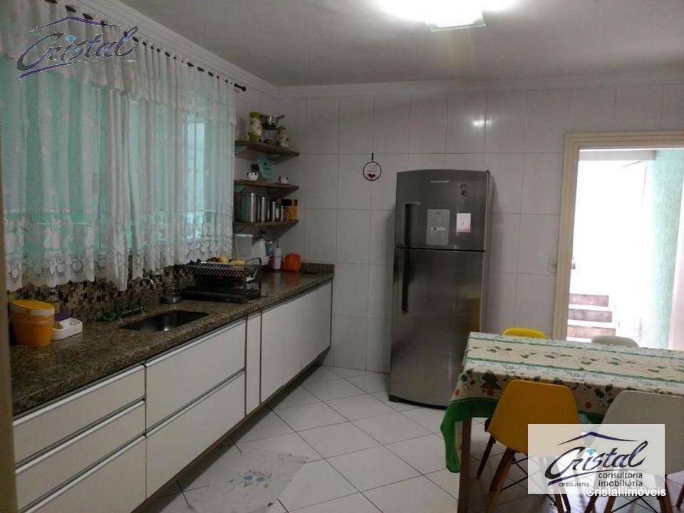 Sobrado à venda com 3 quartos, 180m² - Foto 8