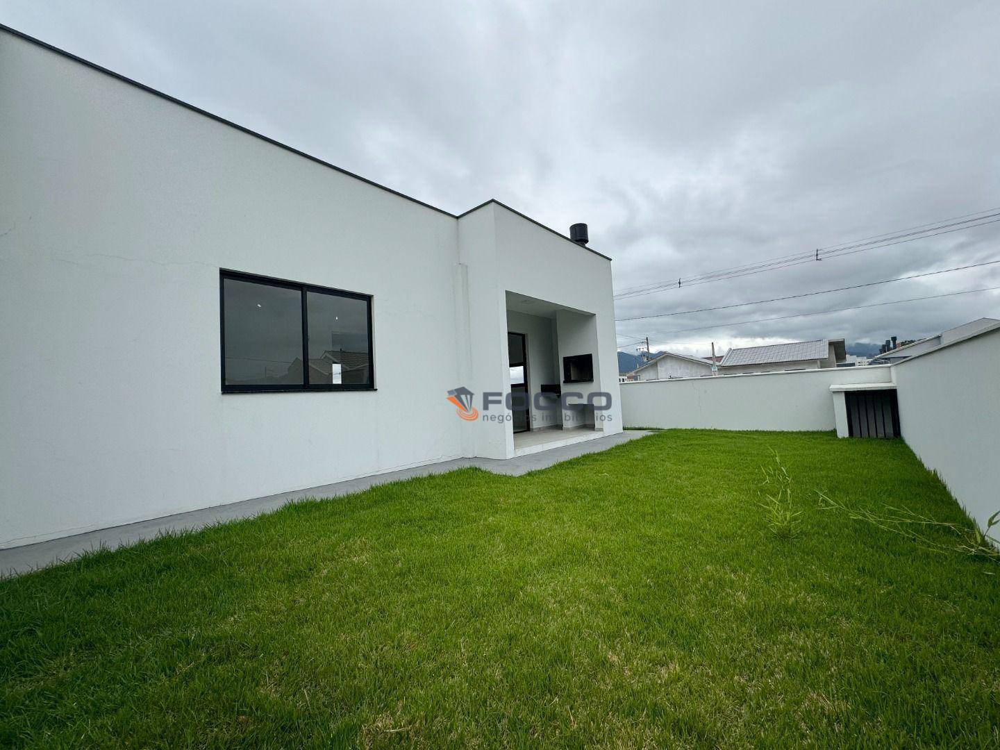 Casa à venda com 3 quartos, 78m² - Foto 8