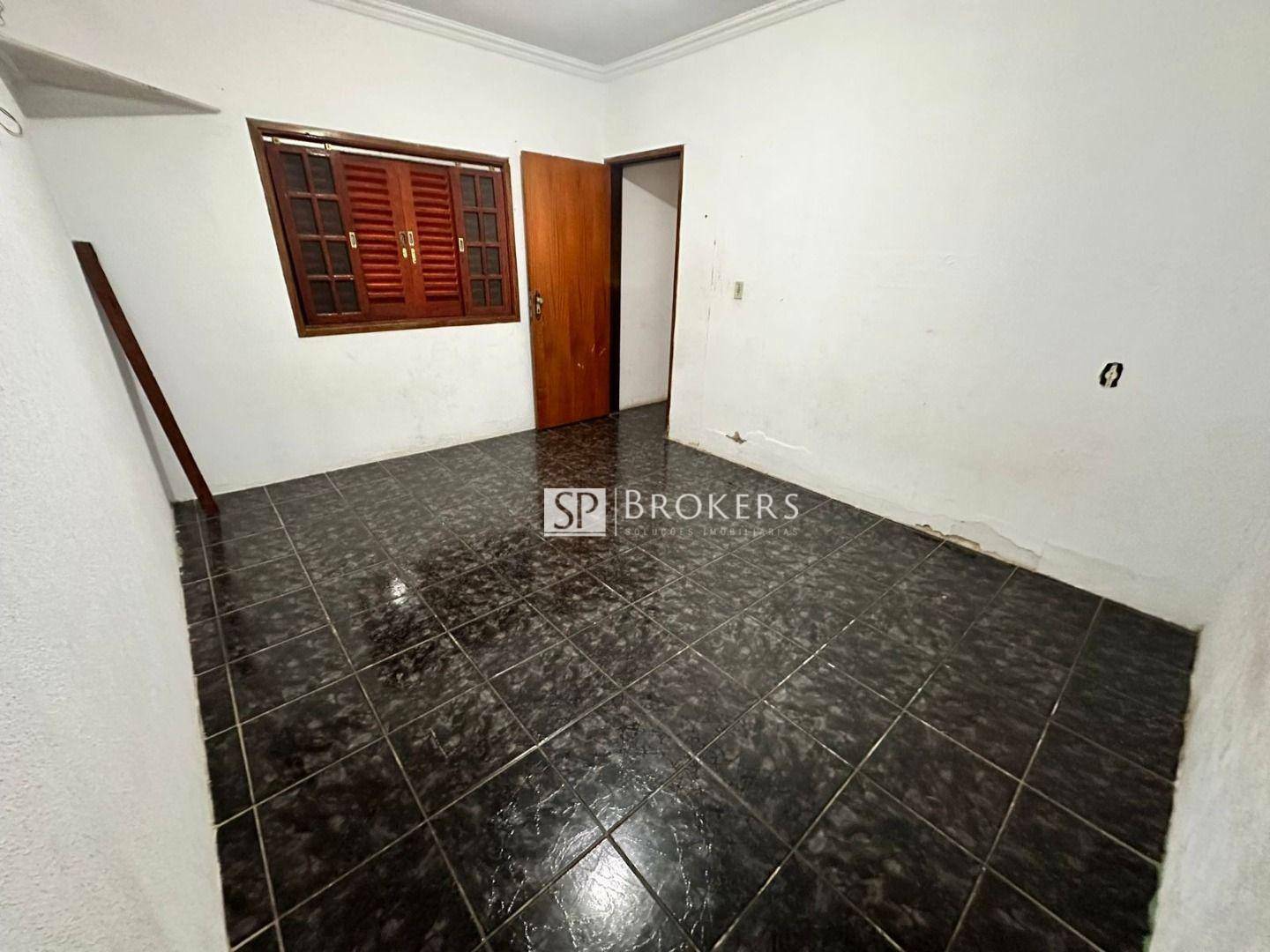 Chácara à venda com 3 quartos, 200m² - Foto 11