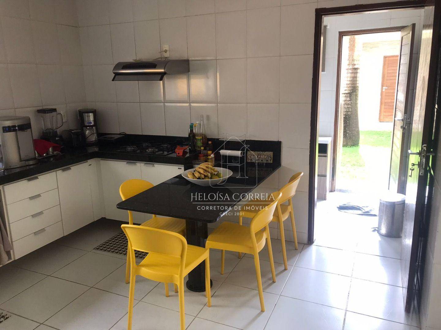 Casa à venda com 4 quartos, 258m² - Foto 3