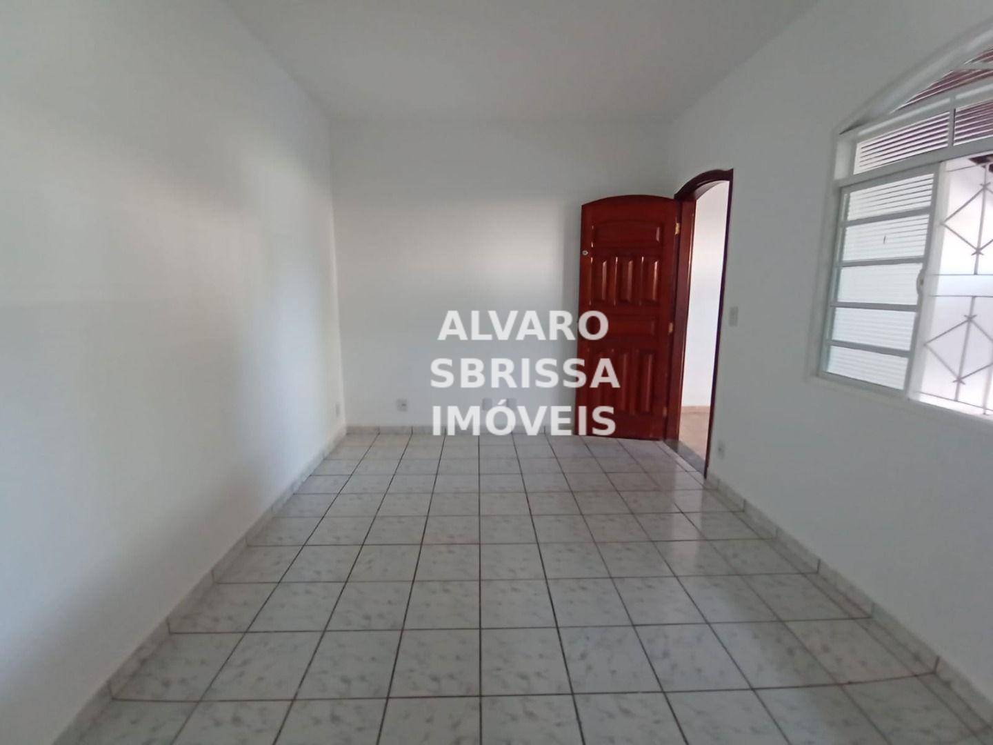 Casa à venda com 3 quartos, 130m² - Foto 5