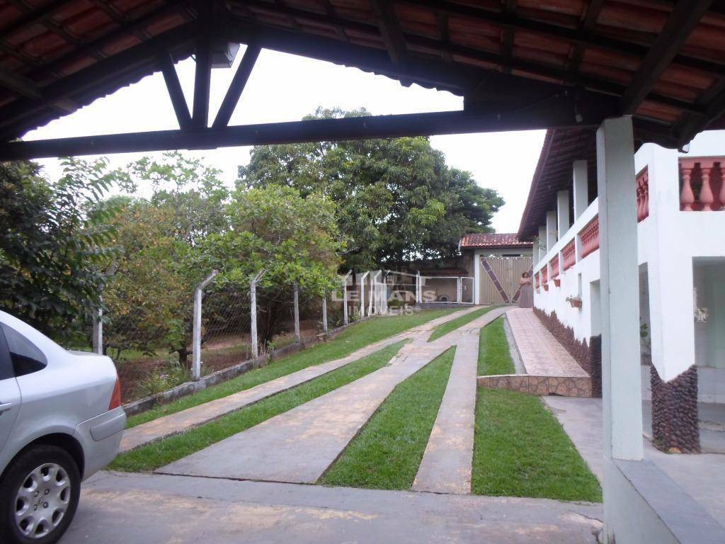 Chácara à venda com 3 quartos, 350m² - Foto 3