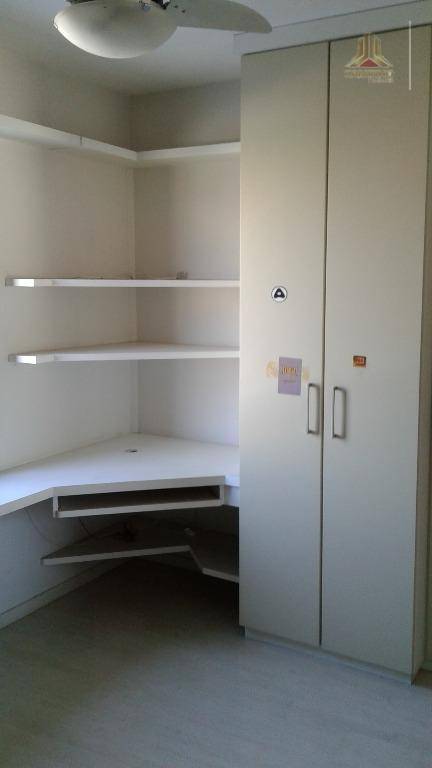 Apartamento à venda com 3 quartos, 143m² - Foto 28