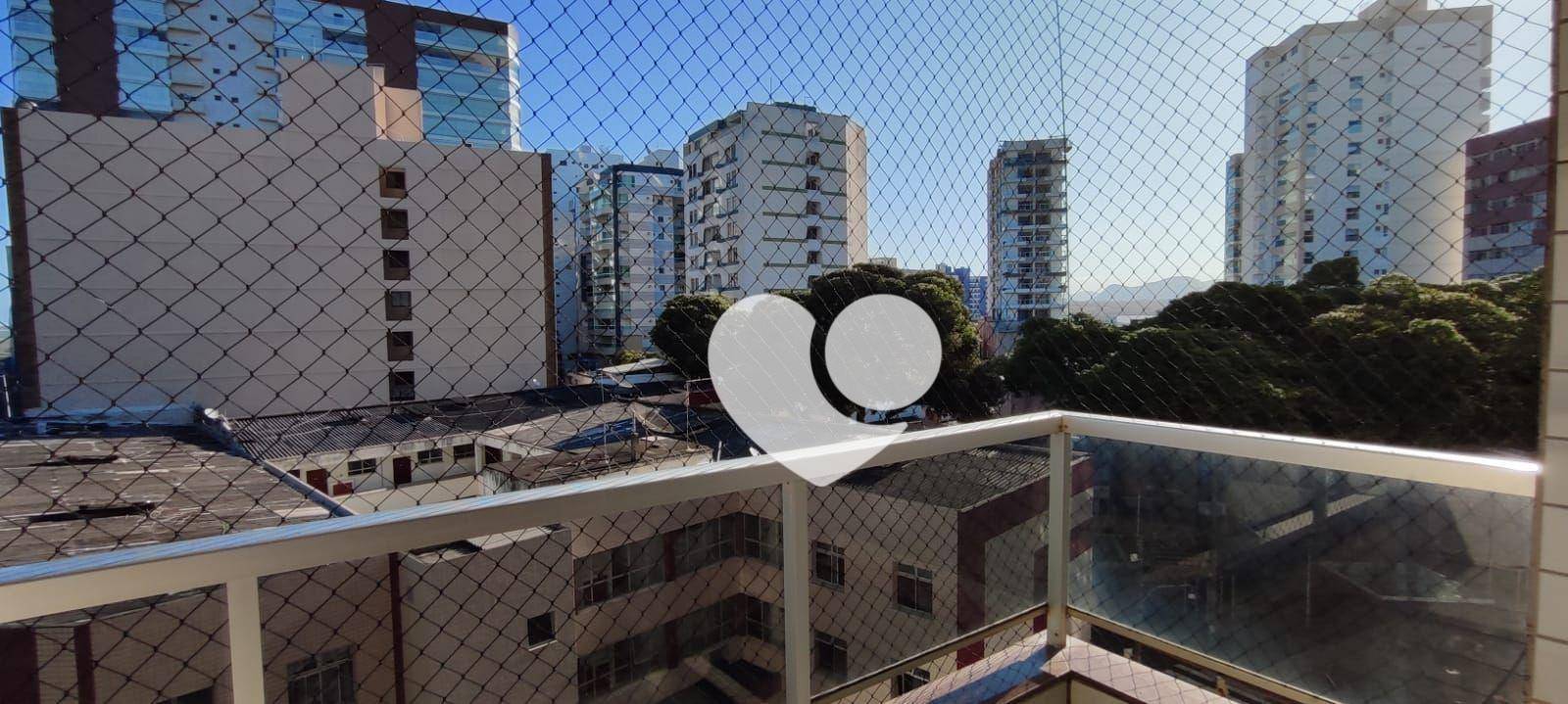 Apartamento à venda com 3 quartos, 101m² - Foto 17