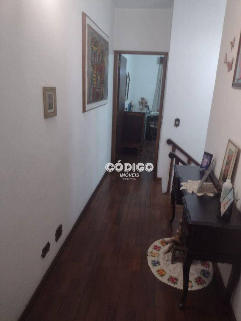 Sobrado à venda com 3 quartos, 268m² - Foto 8