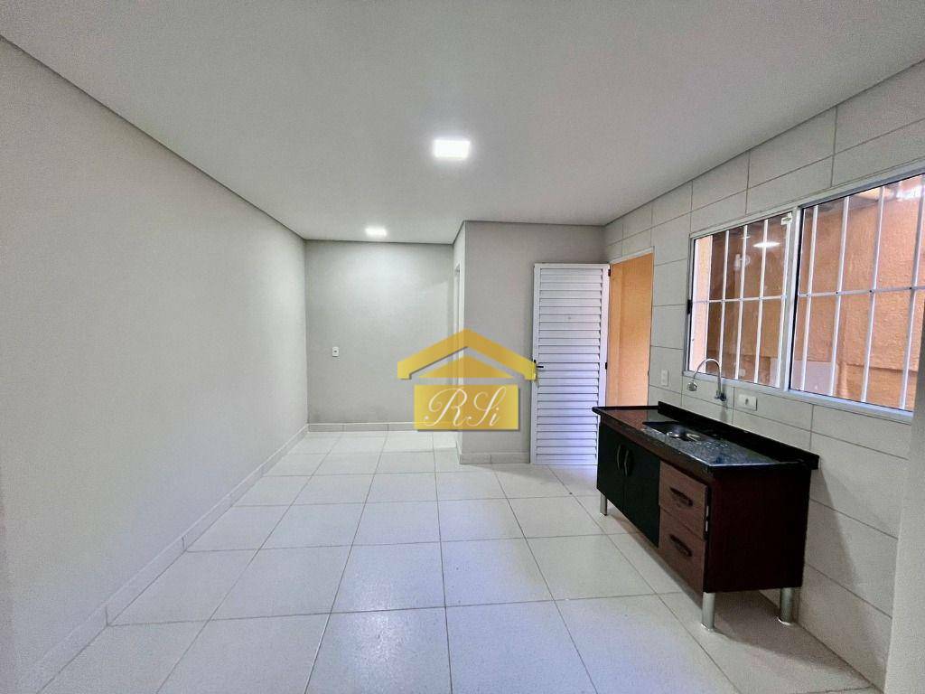 Casa para alugar com 1 quarto, 35m² - Foto 1