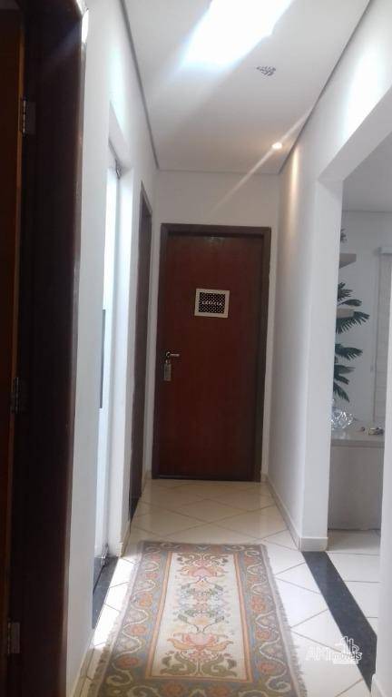 Sobrado à venda com 2 quartos, 318m² - Foto 9