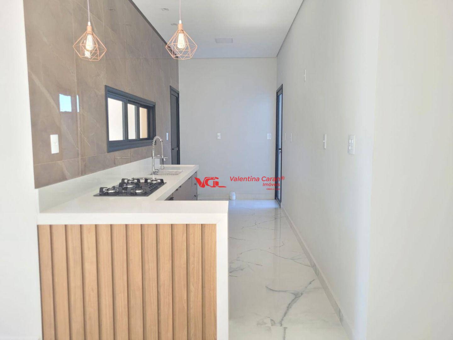 Sobrado à venda e aluguel com 4 quartos, 211m² - Foto 4