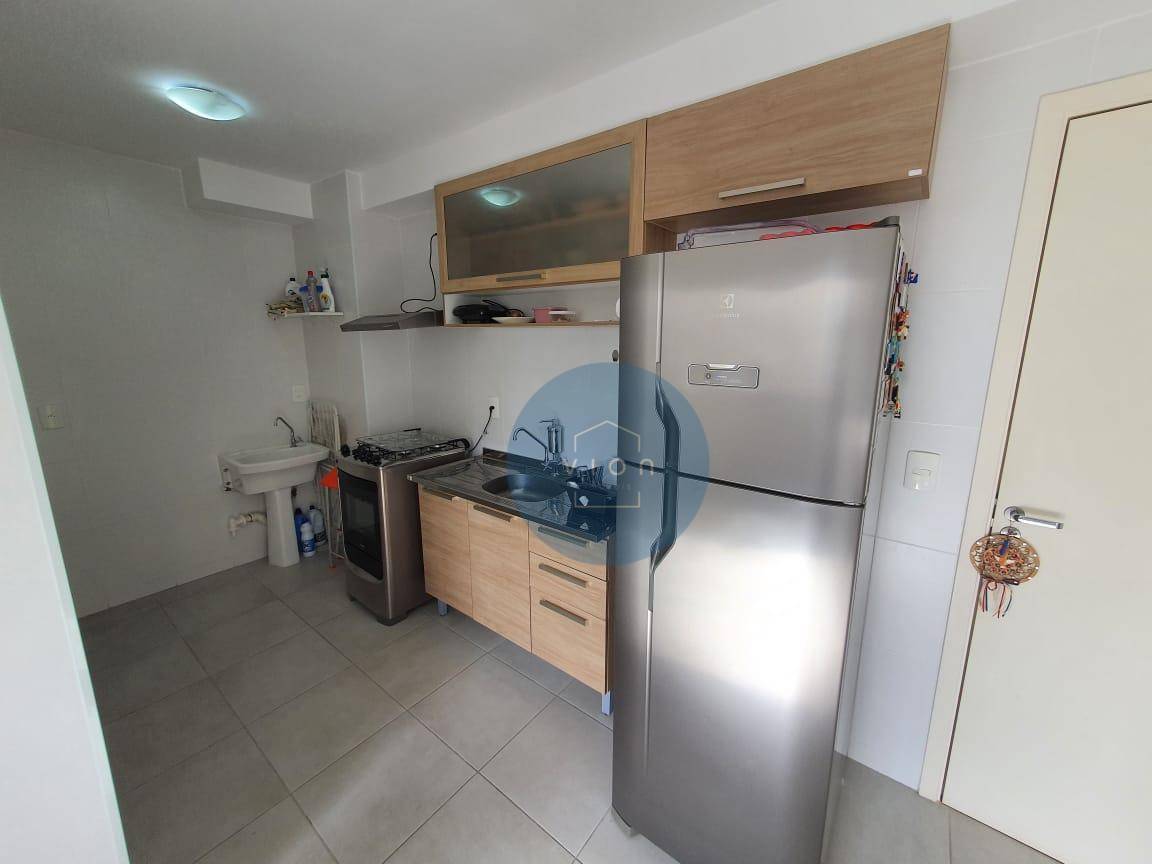 Apartamento à venda com 2 quartos, 35m² - Foto 7