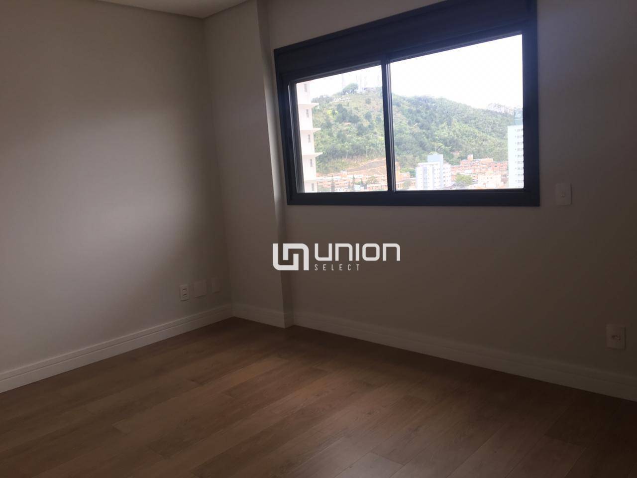 Apartamento à venda com 3 quartos, 146m² - Foto 10