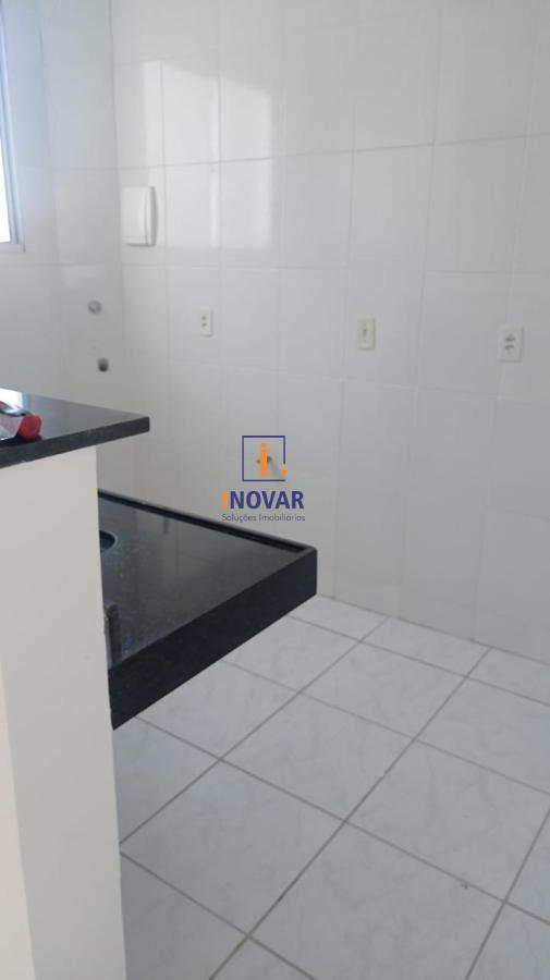 Apartamento à venda com 2 quartos, 45m² - Foto 3