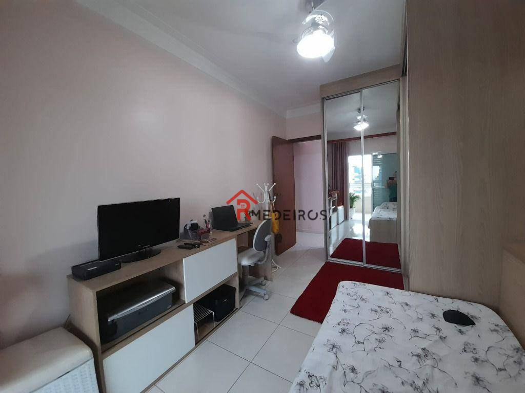 Apartamento à venda com 2 quartos, 71m² - Foto 12