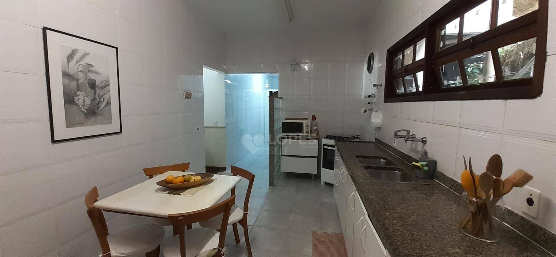 Casa à venda com 4 quartos, 145m² - Foto 11