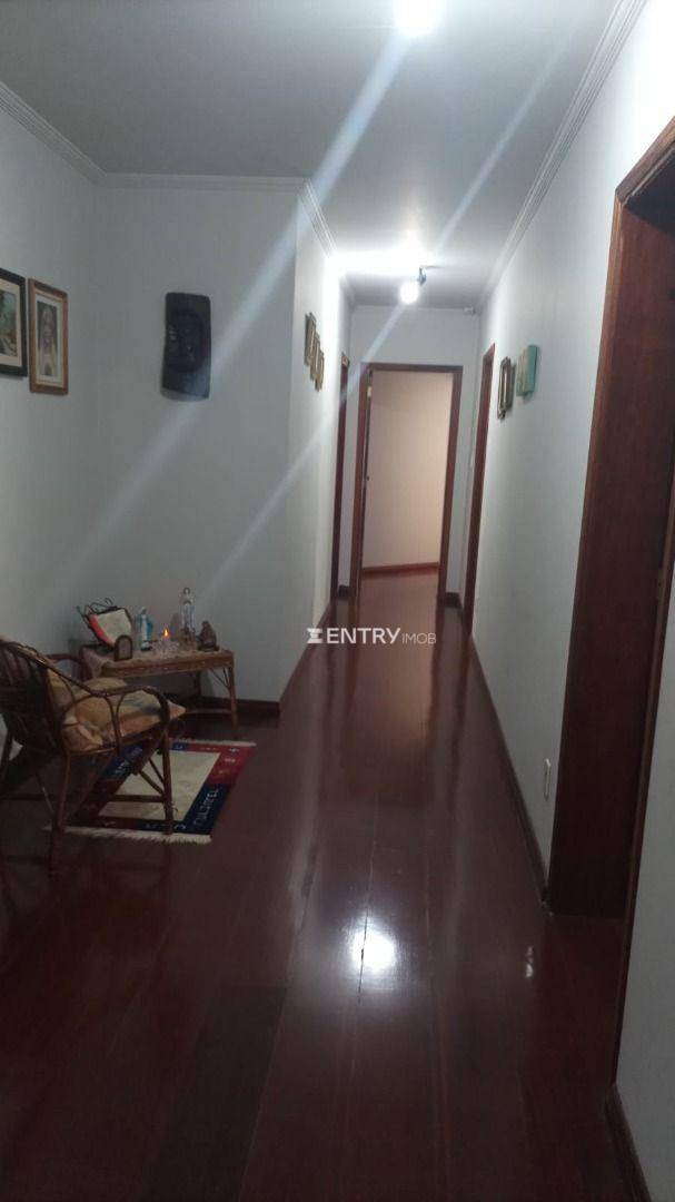 Chácara à venda com 5 quartos, 500m² - Foto 2