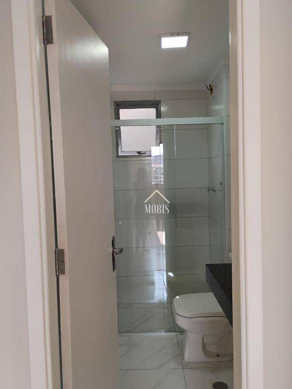 Apartamento à venda com 3 quartos, 70m² - Foto 13