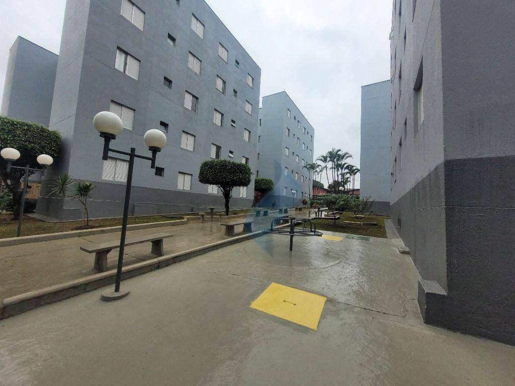 Apartamento para alugar com 2 quartos, 55m² - Foto 3