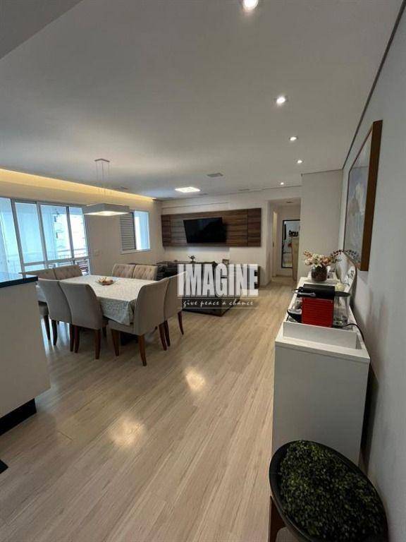 Apartamento à venda com 2 quartos, 86m² - Foto 1