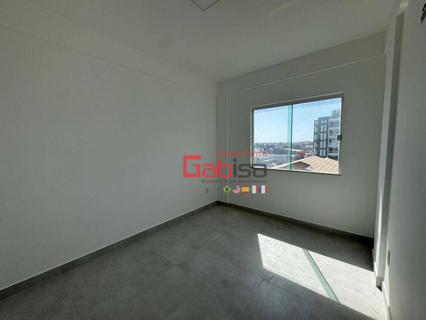 Apartamento à venda com 2 quartos, 75m² - Foto 6