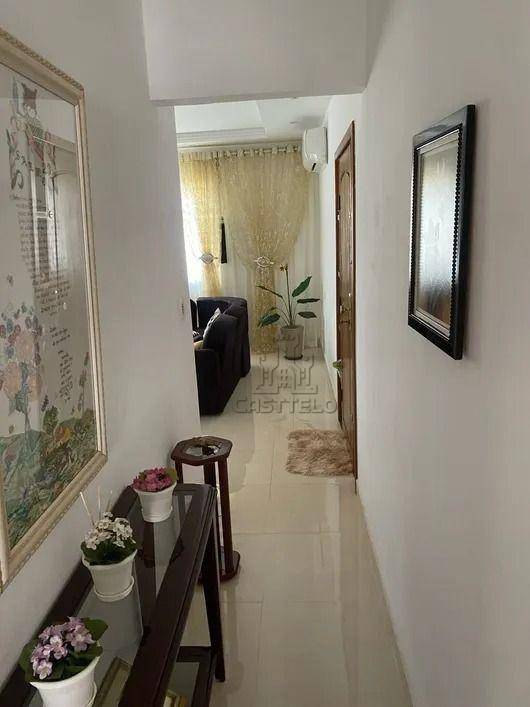 Casa à venda com 3 quartos, 220m² - Foto 9