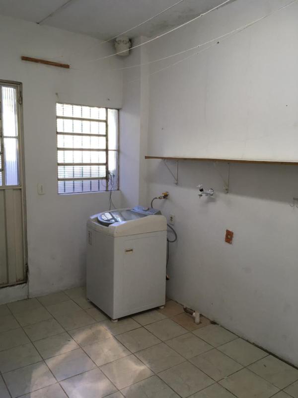 Casa à venda com 3 quartos, 160m² - Foto 11