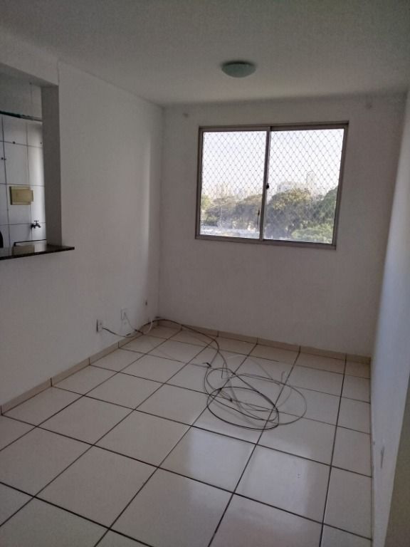 Apartamento para alugar com 2 quartos, 55m² - Foto 7