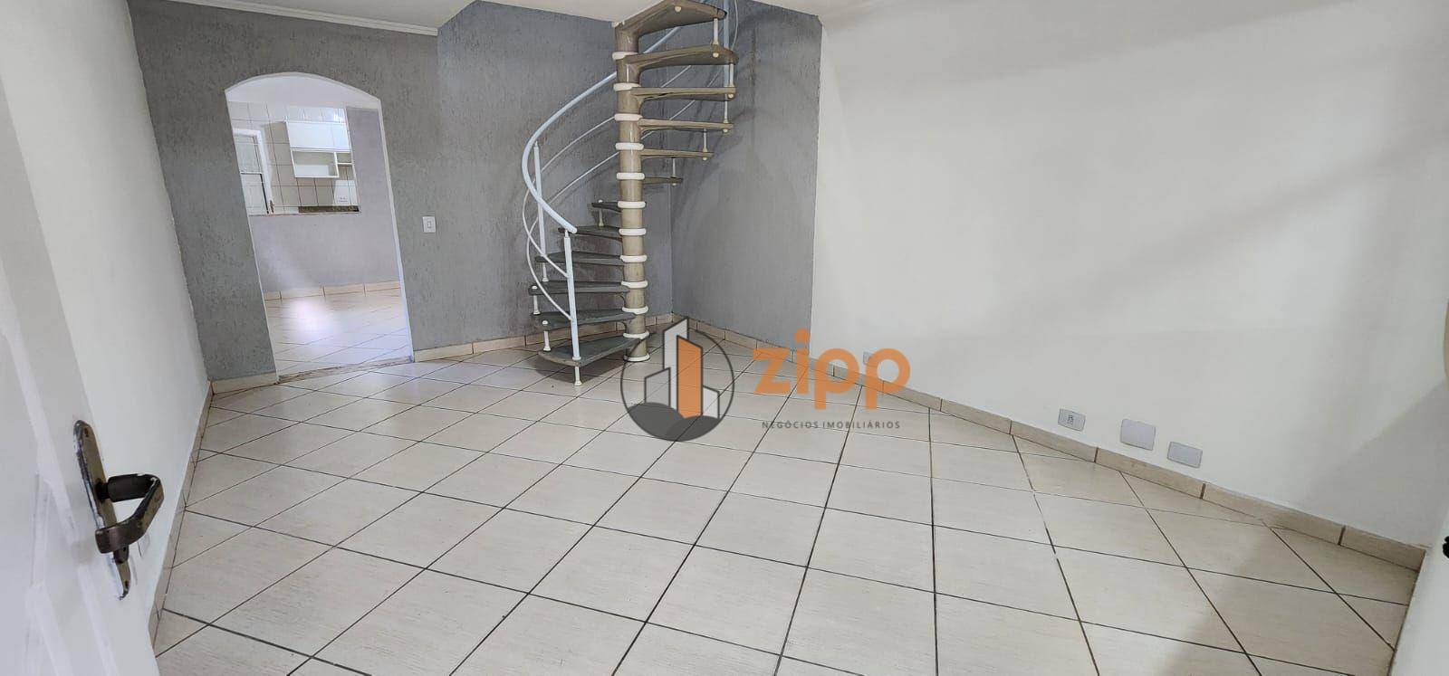 Sobrado à venda com 3 quartos, 120m² - Foto 1