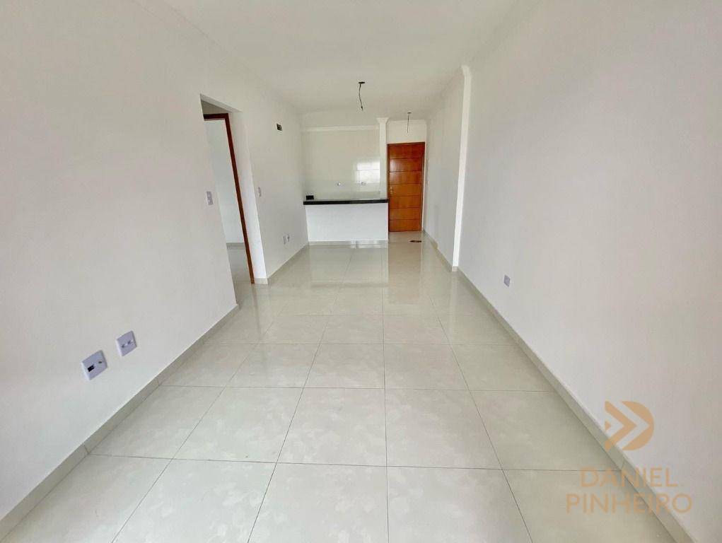 Apartamento à venda com 2 quartos, 65m² - Foto 4