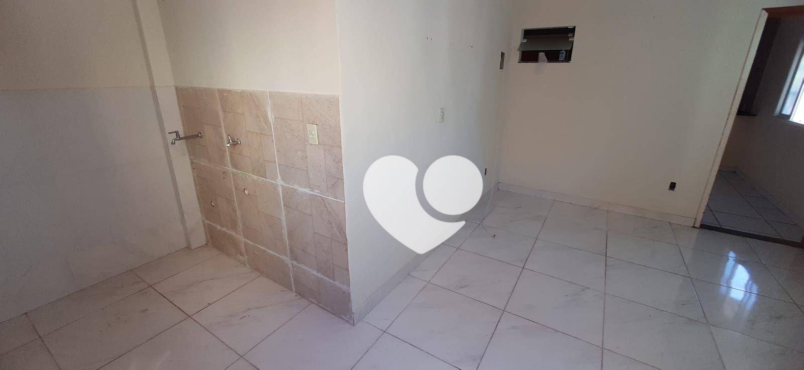 Casa à venda com 7 quartos, 400m² - Foto 17